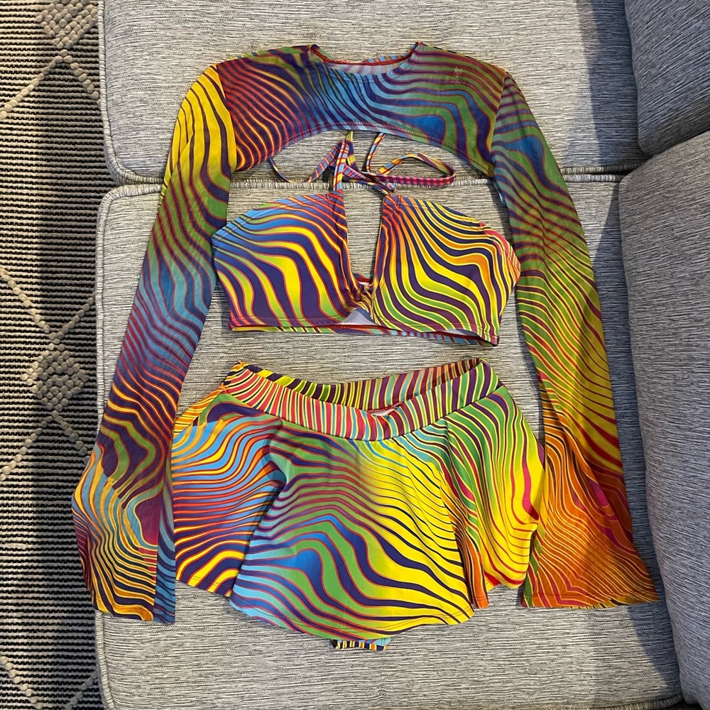 iHeartRaves Rainbow Wave Mini Skirt - Multicolor - Picture 2 of 6